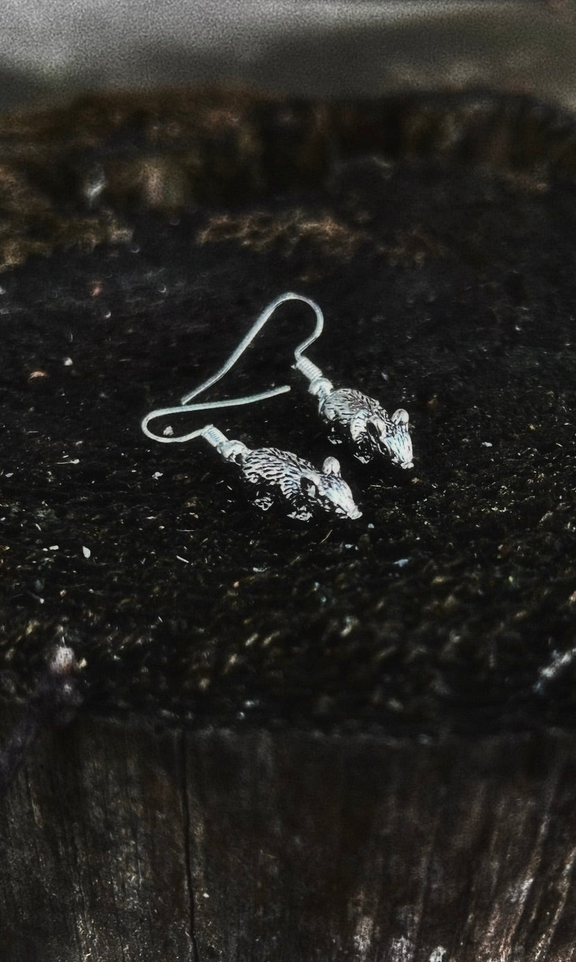 SMALL RAT EARRINGS