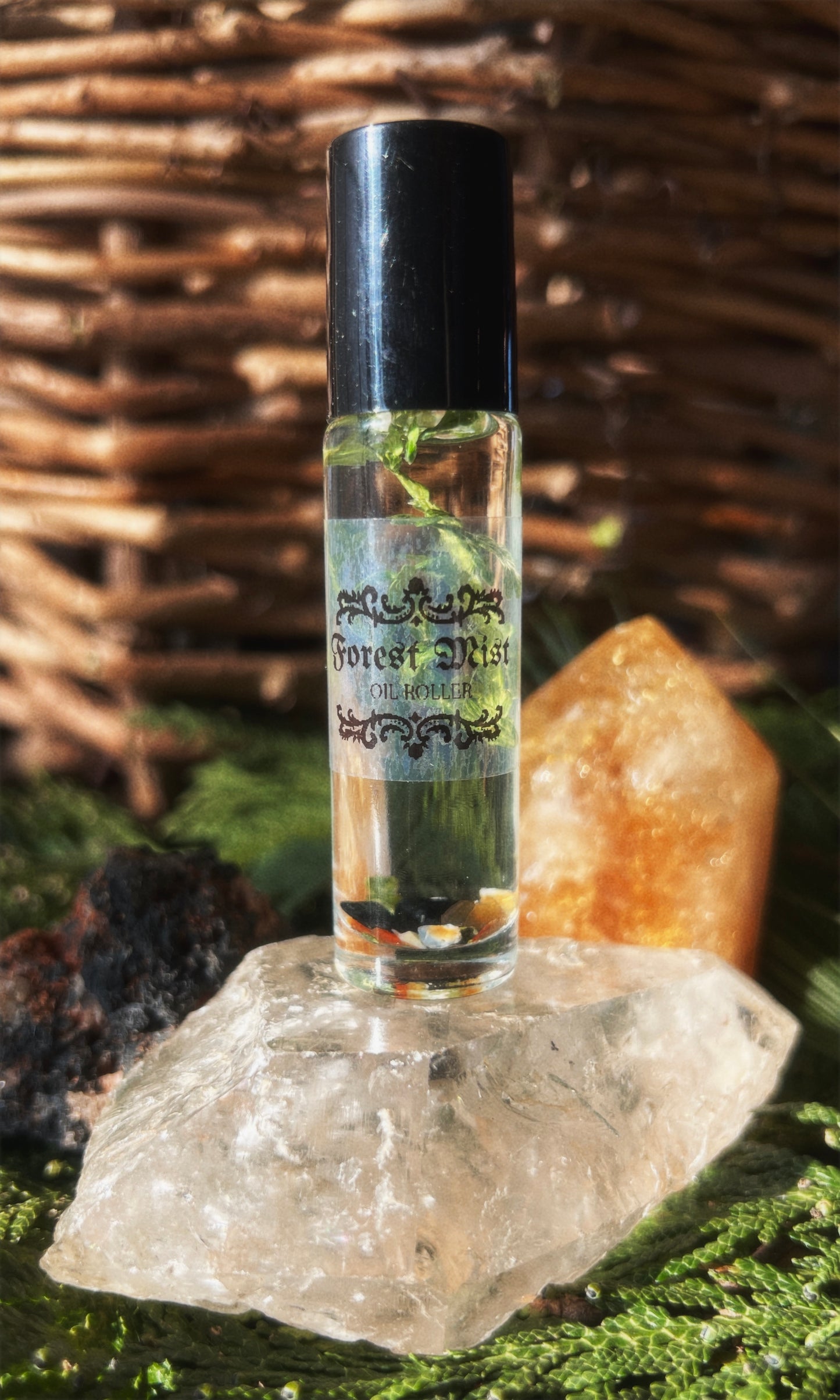 FOREST MIST CRYSTAL INFUSED OIL ROLLER