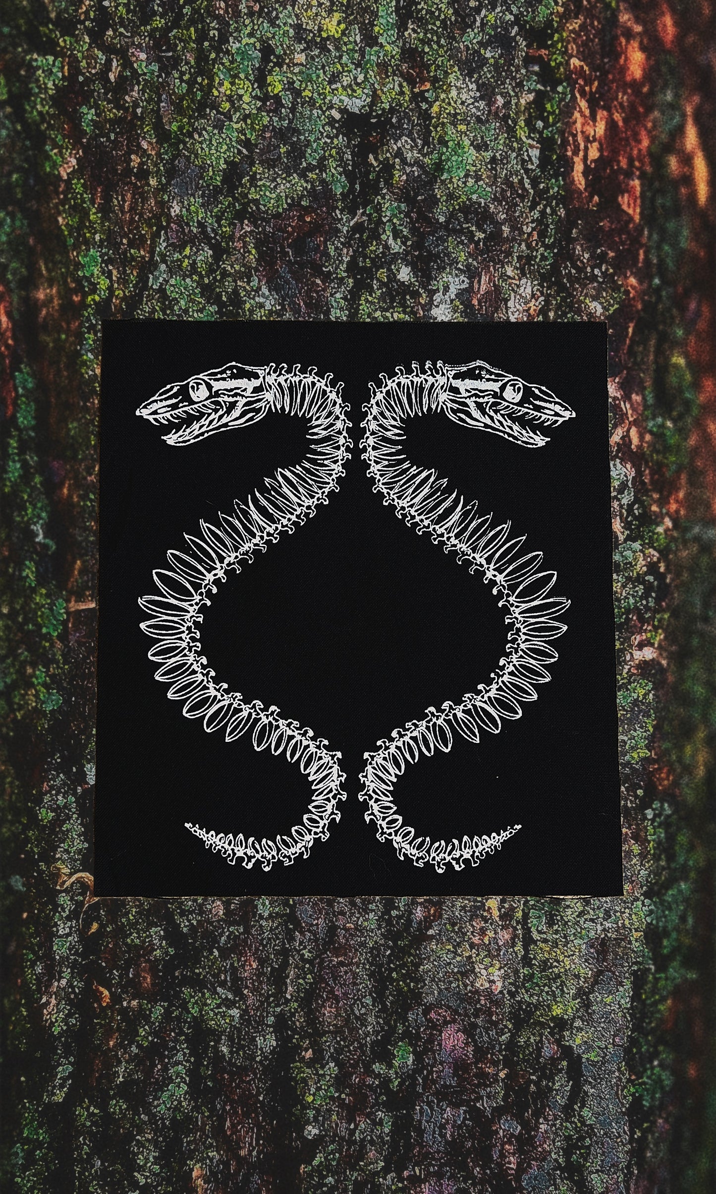 SNAKE SKELETONS SMALL PATCH