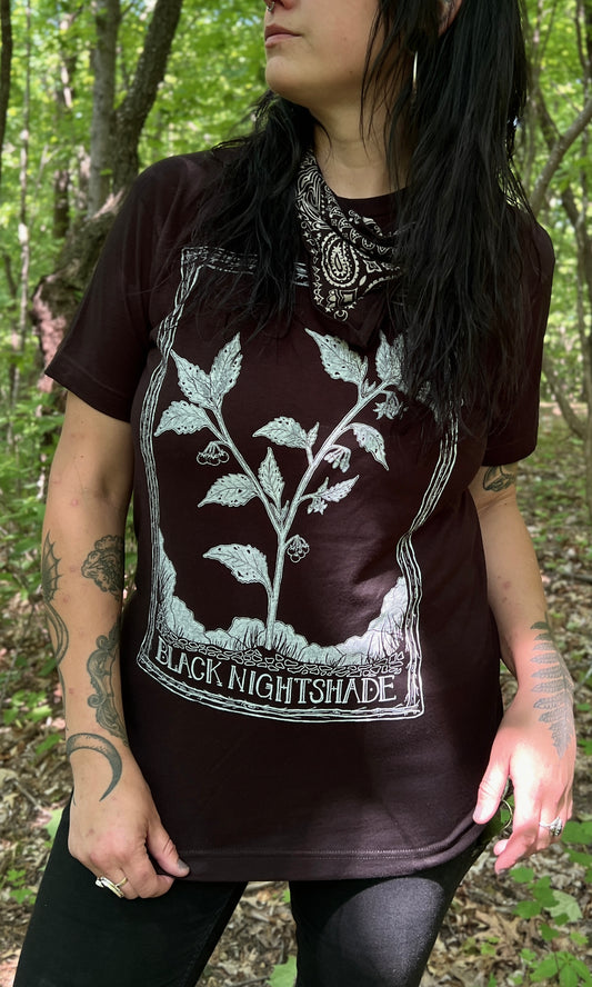 SOVRIN X FORAGERCHEF BLACK NIGHTSHADE MENS TEE