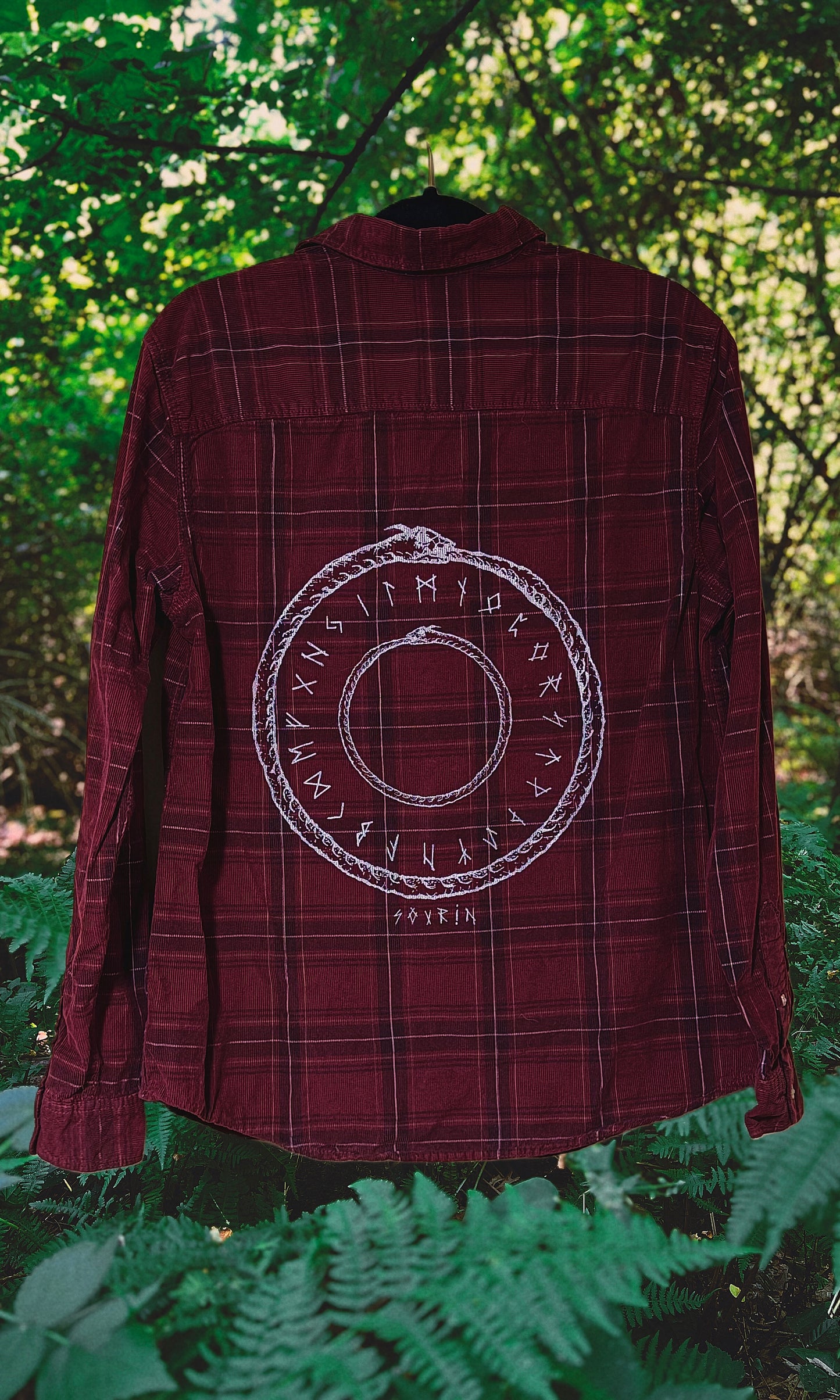 OOAK - L- UNISEX/MENS OUROBOROS CORDEROY BUTTON UP