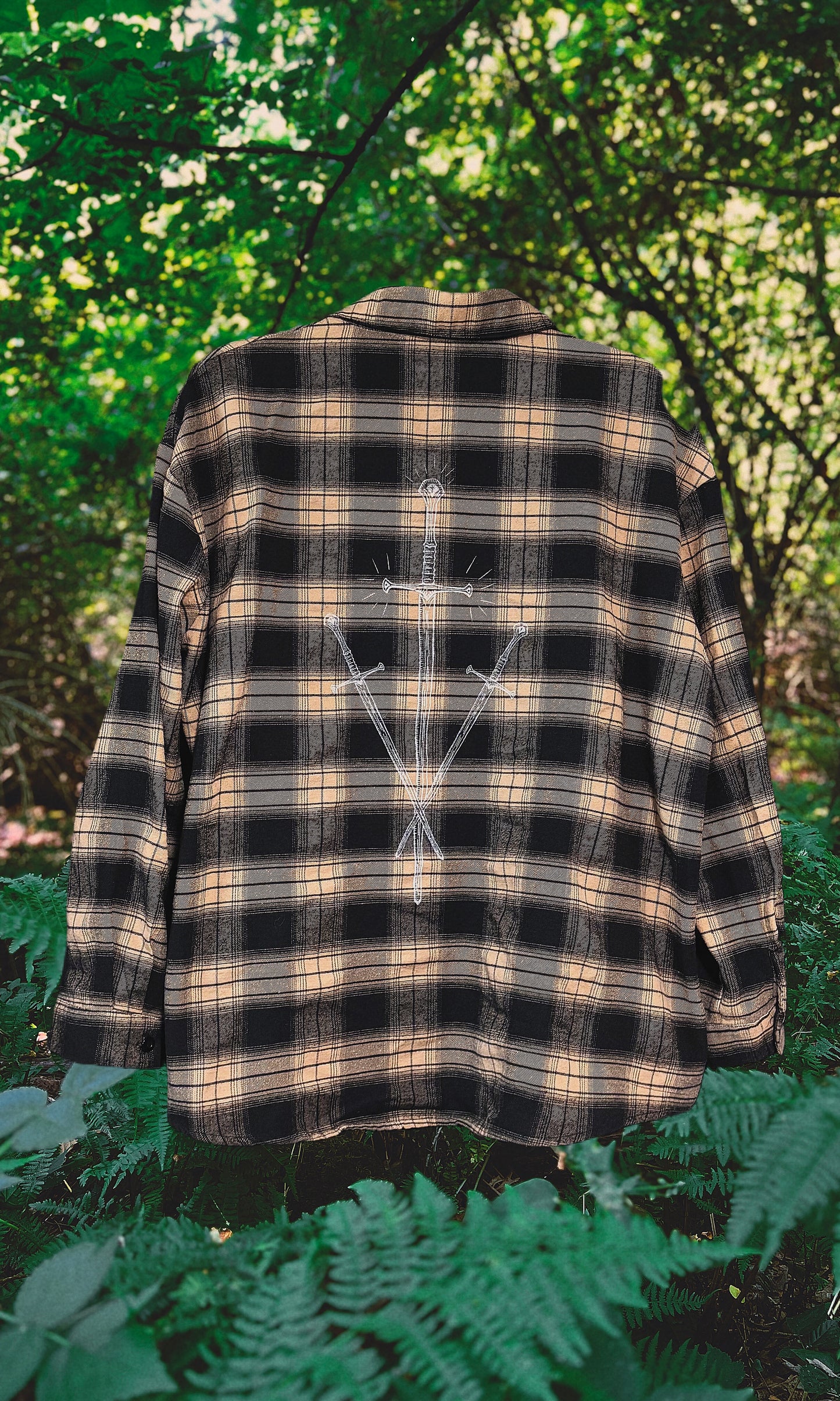 OOAK - XL - UNISEX IVORY BLACK SWORDS FLANNEL