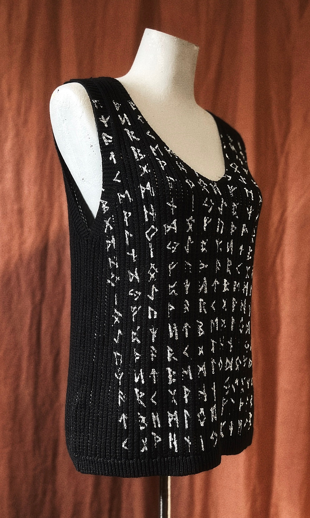 OOAK L RUNIC PRINT SWEATER VEST