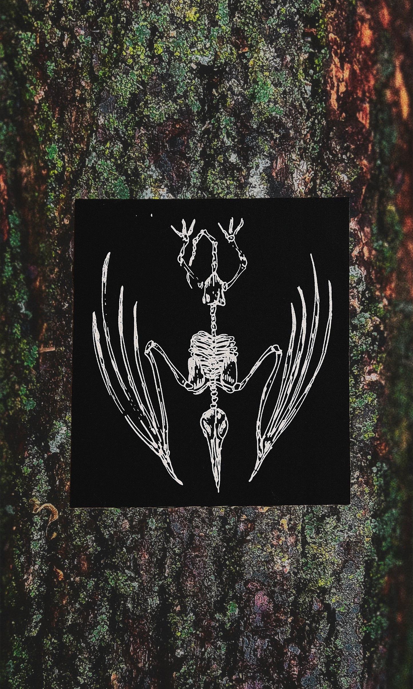 CREATURE SKELETON SMALL PATCH