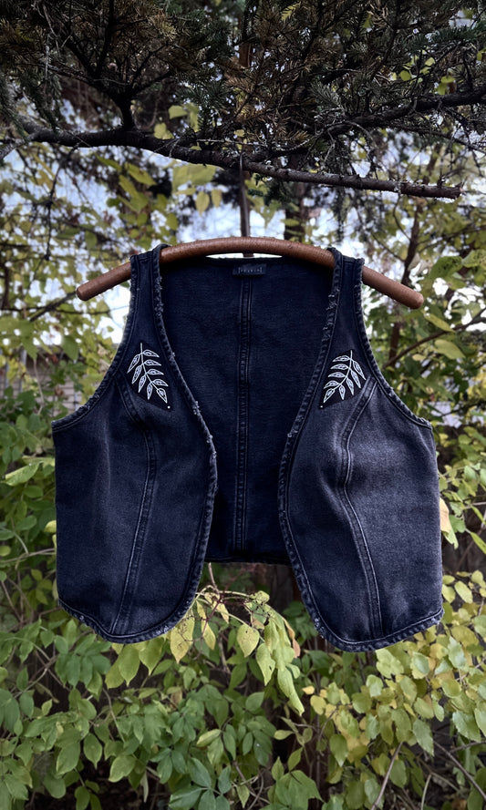 OOAK M FOREST SKULL GREY DISTRESSED VEST