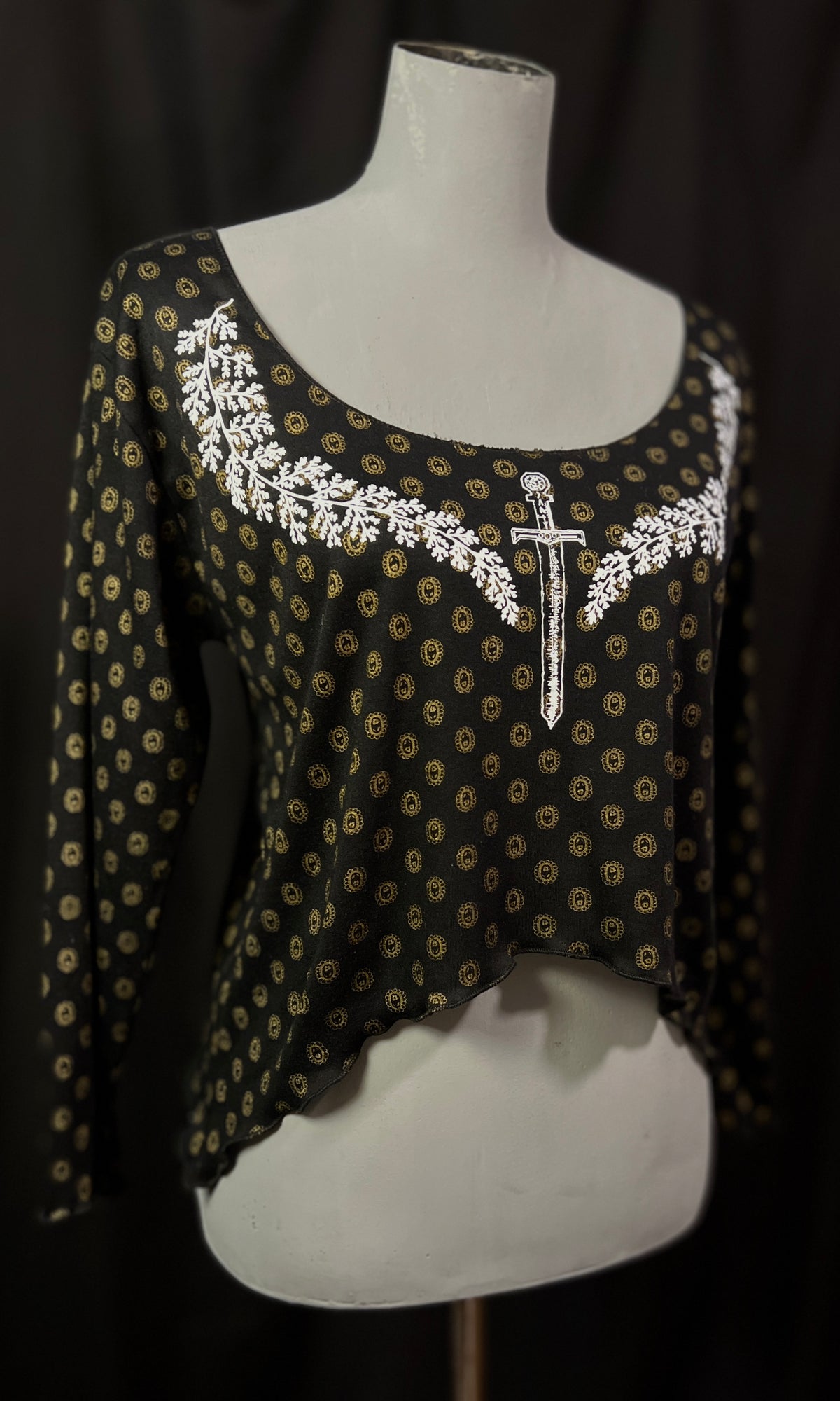 OOAK - L - SWORDS + YARROW LONGSLEEVE