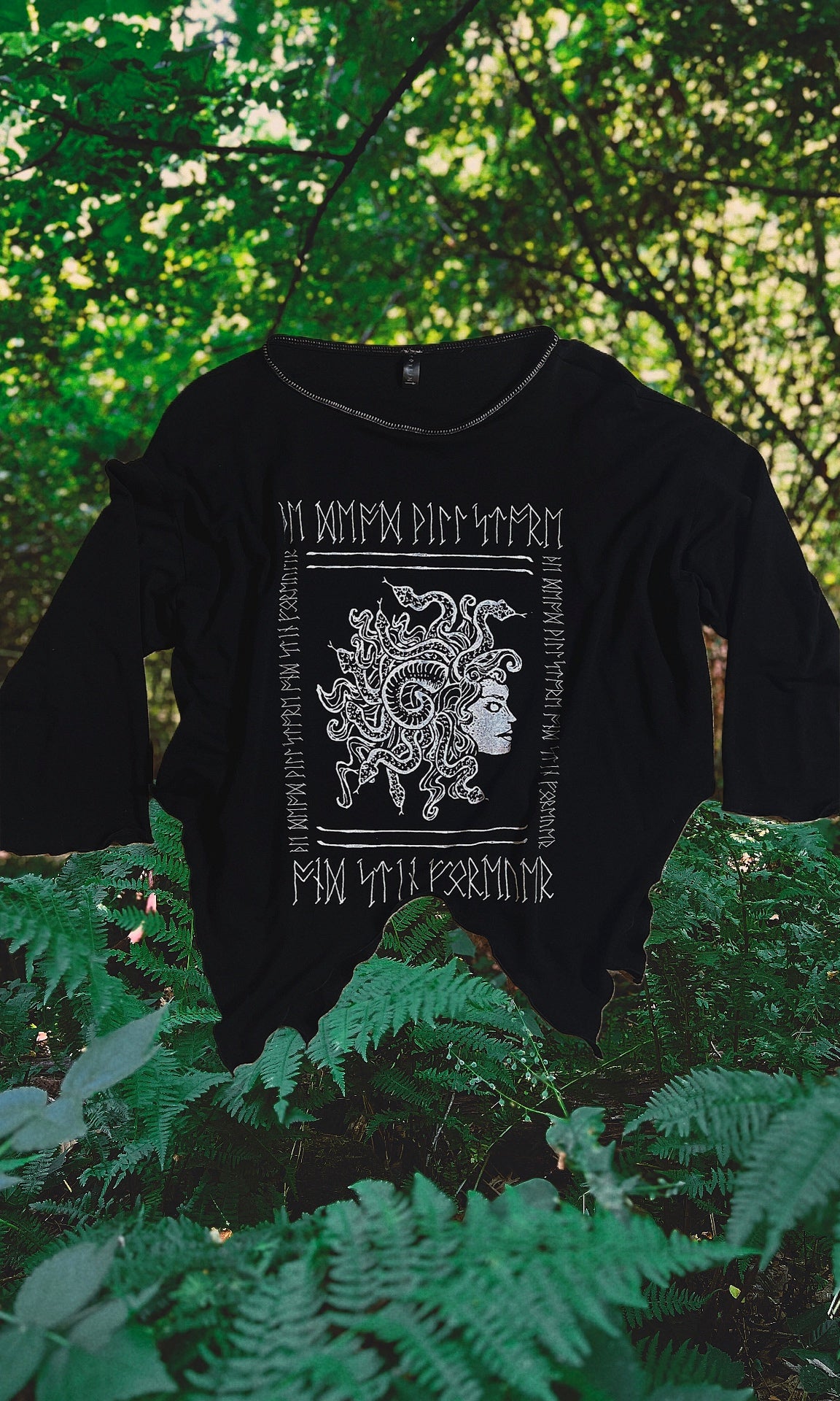 OOAK - XXL - MEDUSA SWEATSHIRT