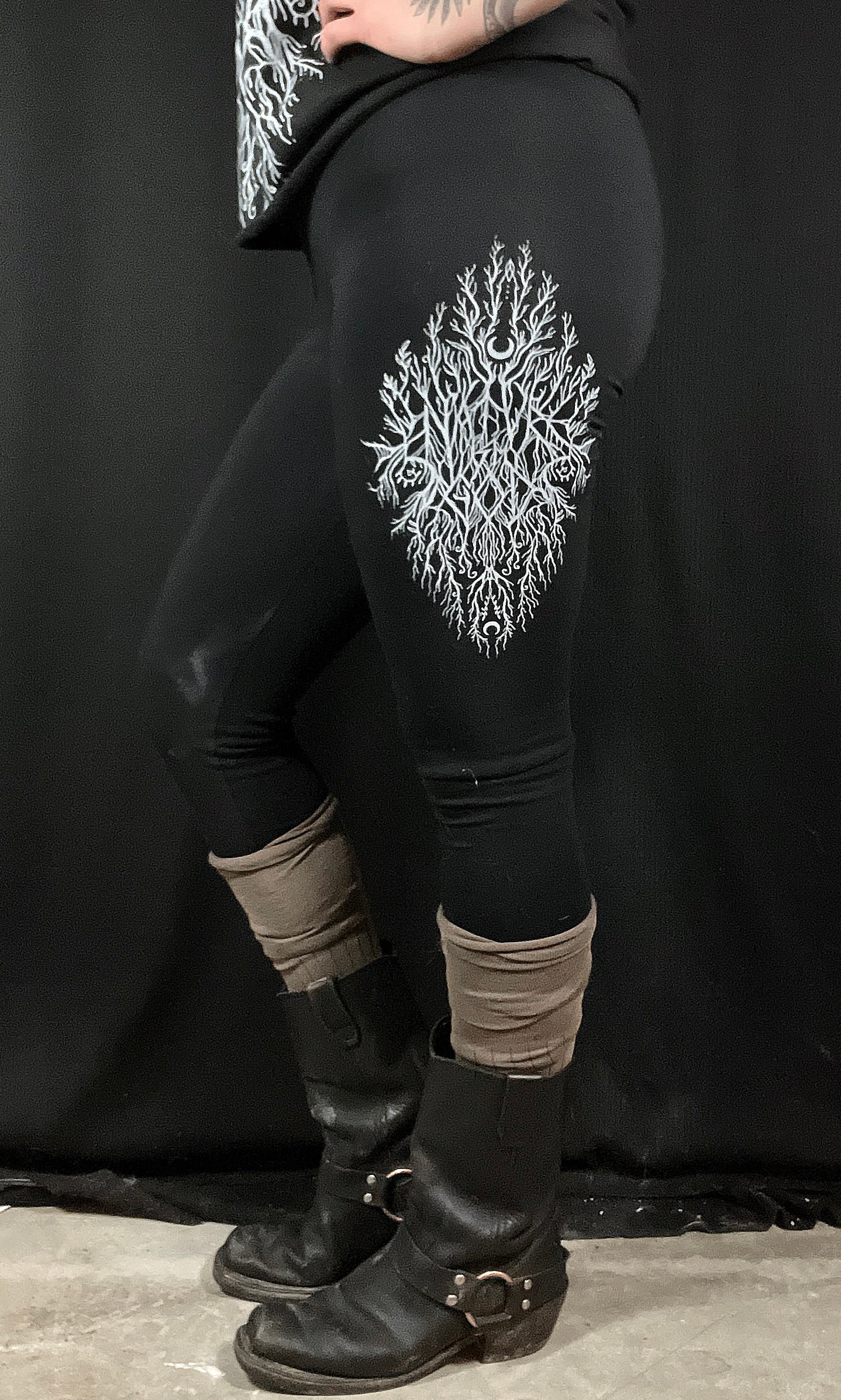 NATURE IS MY GOD METAL LEGGINGS