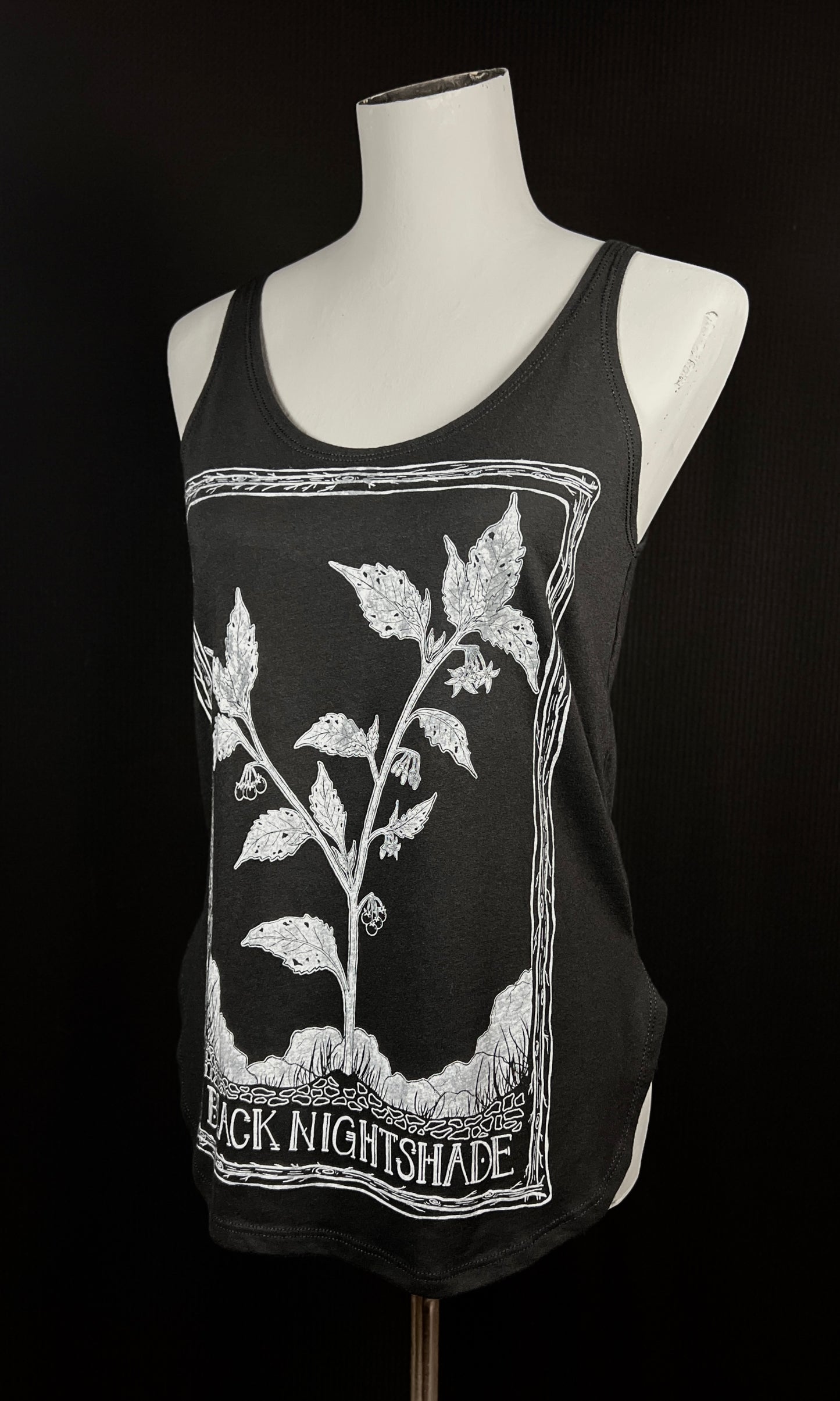 SOVRIN X FORAGER CHEF BLACK NIGHTSHADE SIDE SLIT TANK