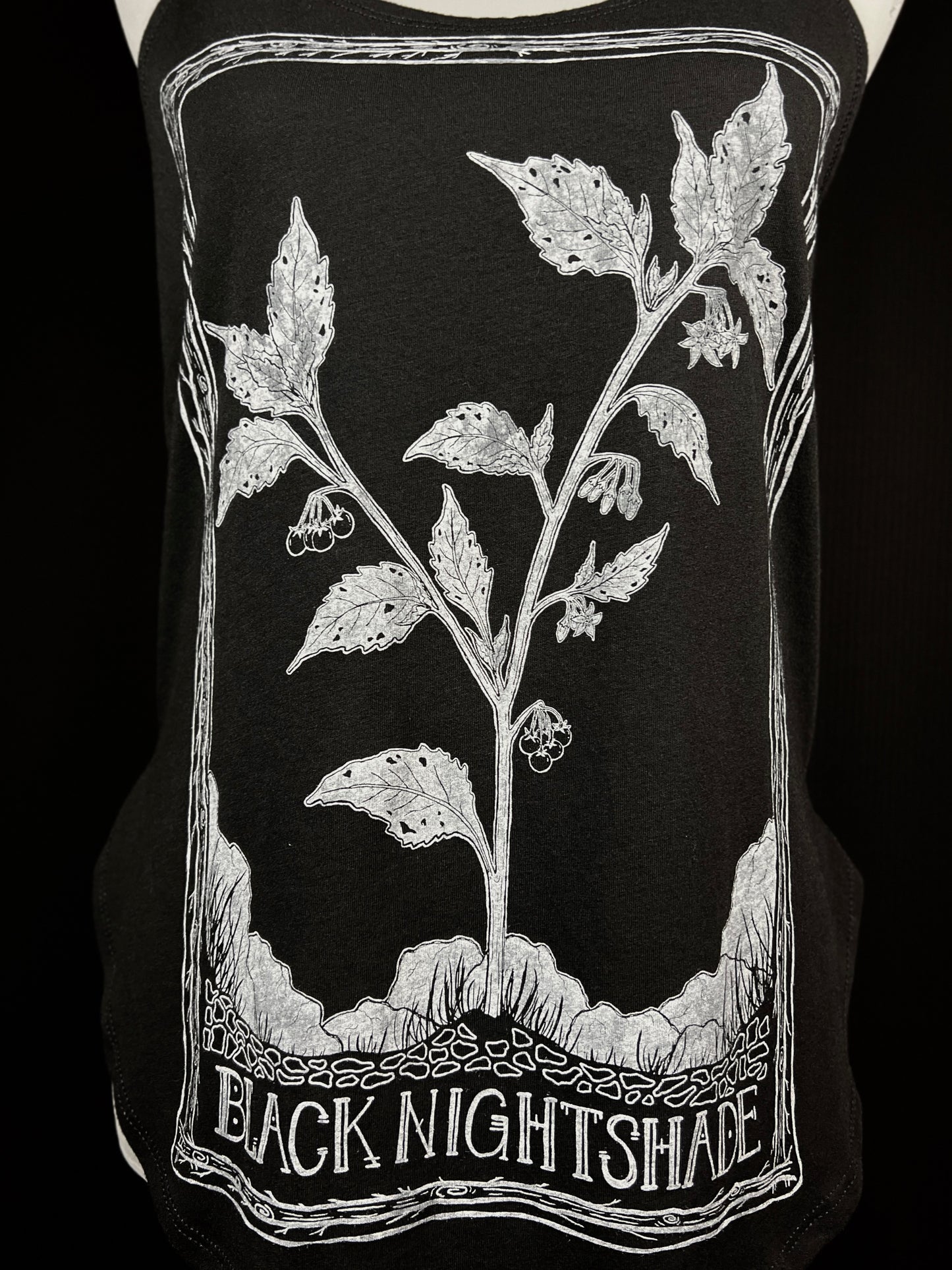 SOVRIN X FORAGER CHEF BLACK NIGHTSHADE SIDE SLIT TANK