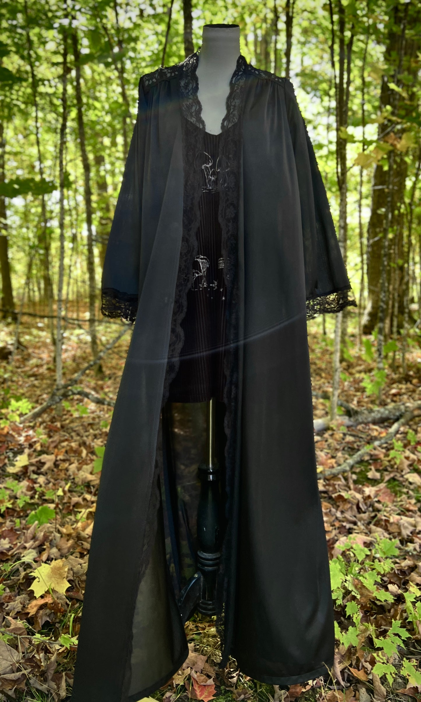 OOAK XXL FAIRY RING VINTAGE LACE ROBE