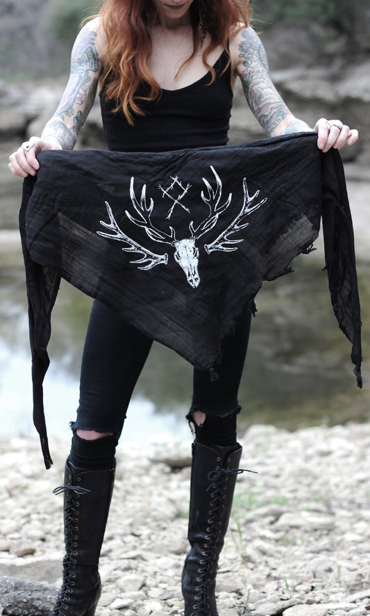 ELK SKULL SCARF